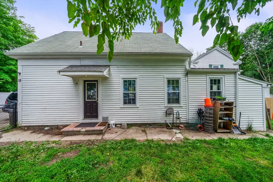 18 Bolton Pl, Bridgewater, MA 02324 - #2