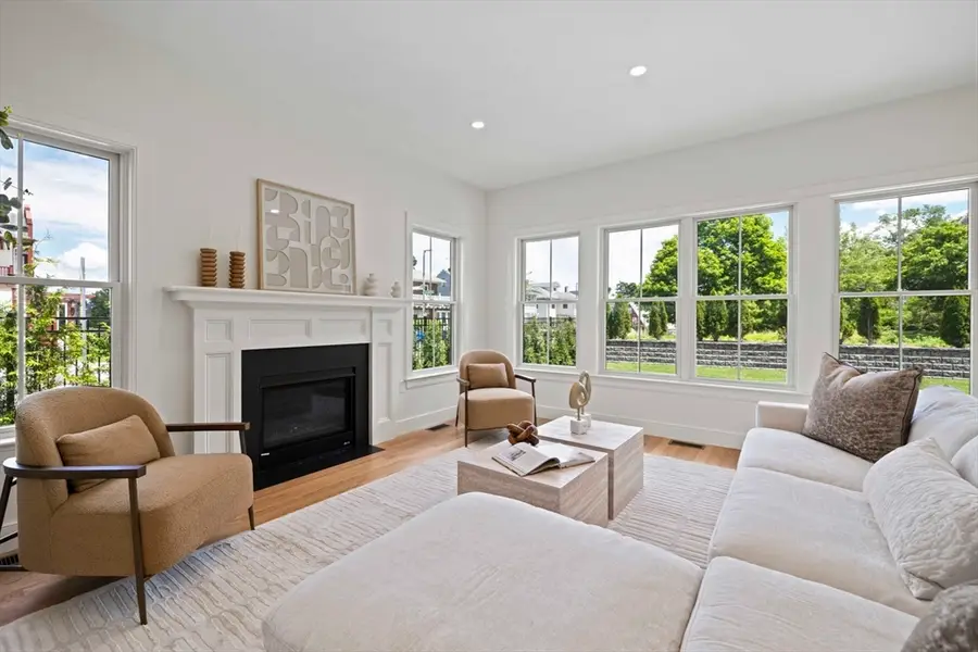 9 Mina Way, Boston, MA 02135 - #3