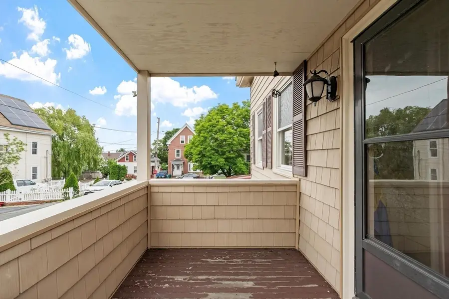 6 Rockaway Ct, Lynn, MA 01902 - #3