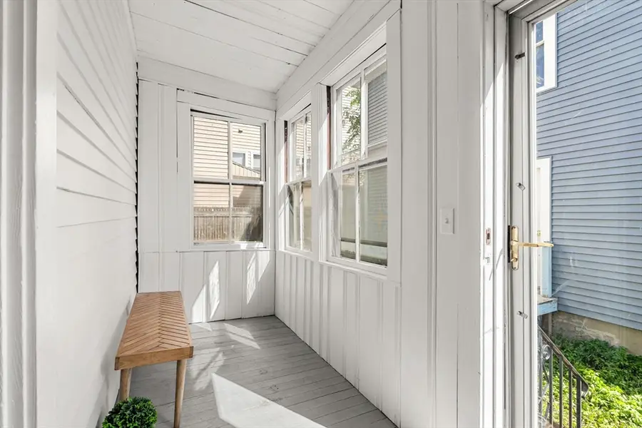 47 Elliott St, Beverly, MA 01915 - #3