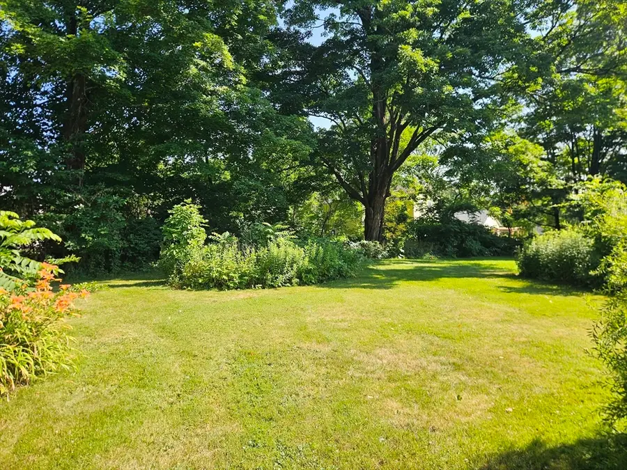 43 Summer St, Barre, MA 01005 - #2