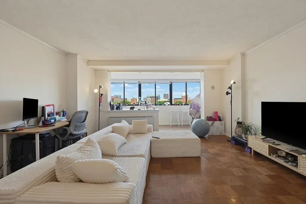 6 Whittier Pl #7B, Boston, MA 02114 - #1