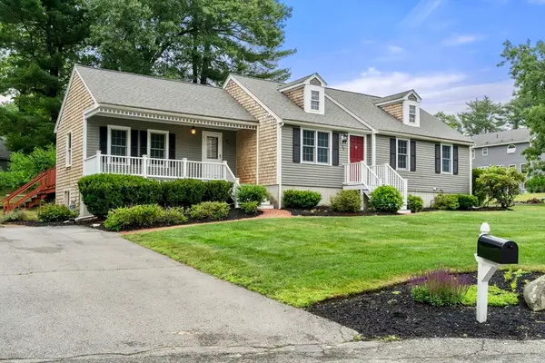 24 Ryders Ln, Marshfield, MA 02050