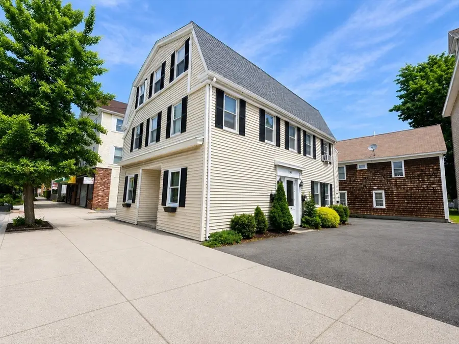 134 Boston St #1B, Salem, MA 01970 - #2
