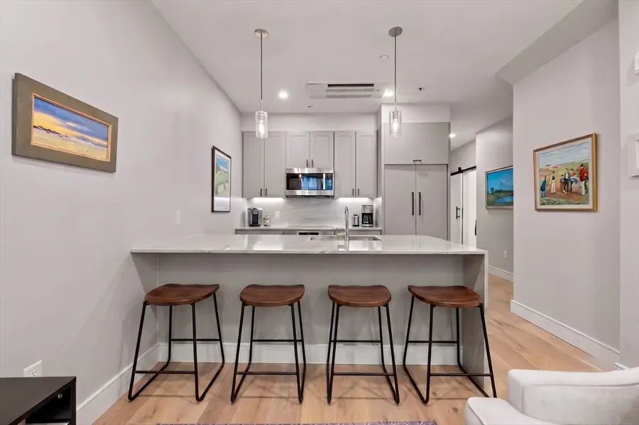 471 Hanover St #2, Boston, MA 02113 - #3