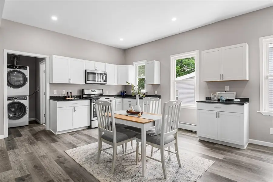 21 Oakland St, Fitchburg, MA 01420 - #3