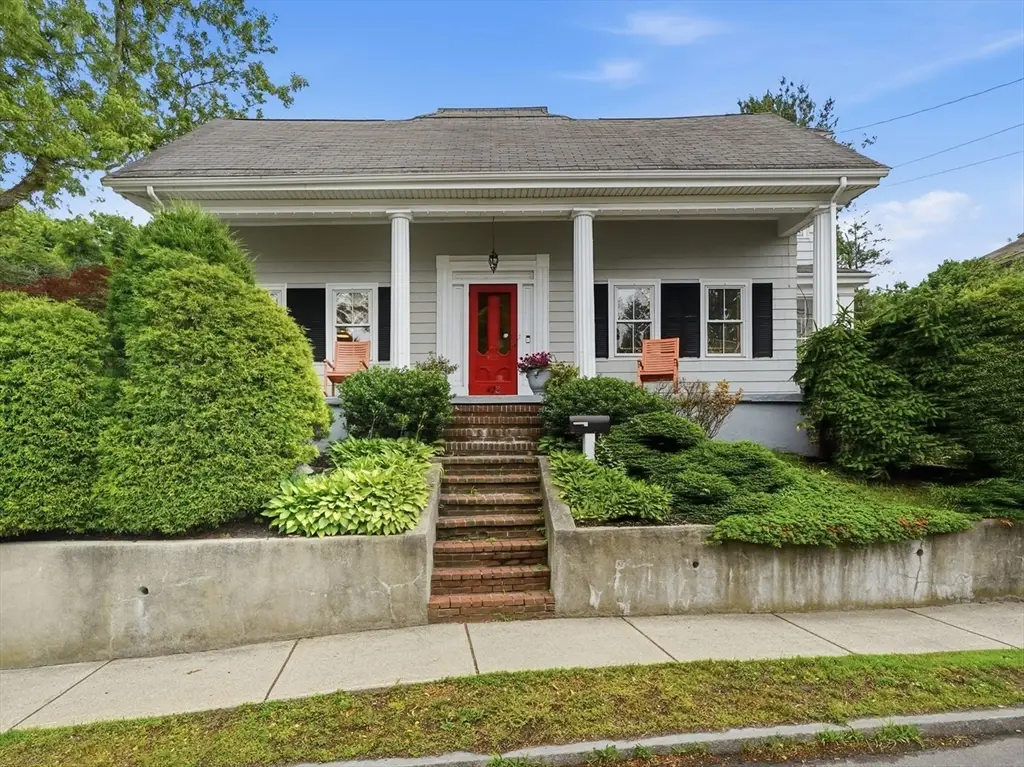 423 Washington St, Winchester, MA 01890 - #1