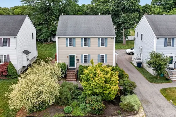 10 Brook St, Boston, MA 02131