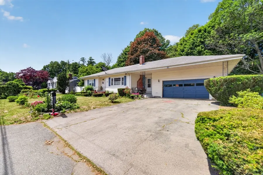 41 Rockland St, Brockton, MA 02301 - #3