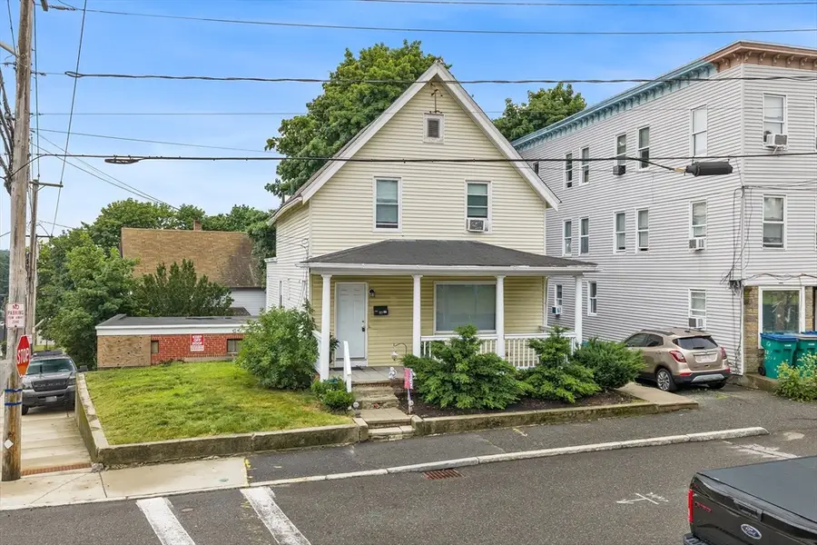 113 Cedar St, Fitchburg, MA 01420 - #2