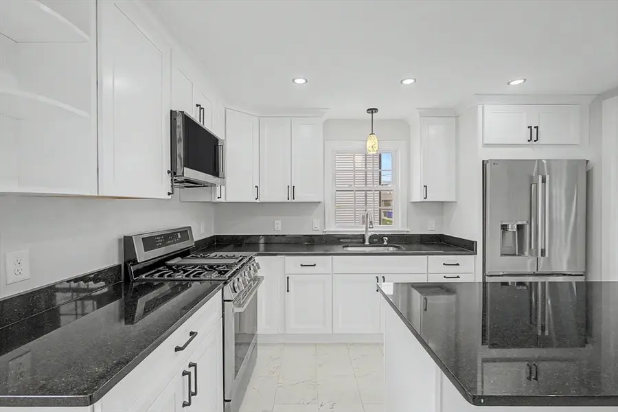 298 King St, Fall River, MA 02724 - #3
