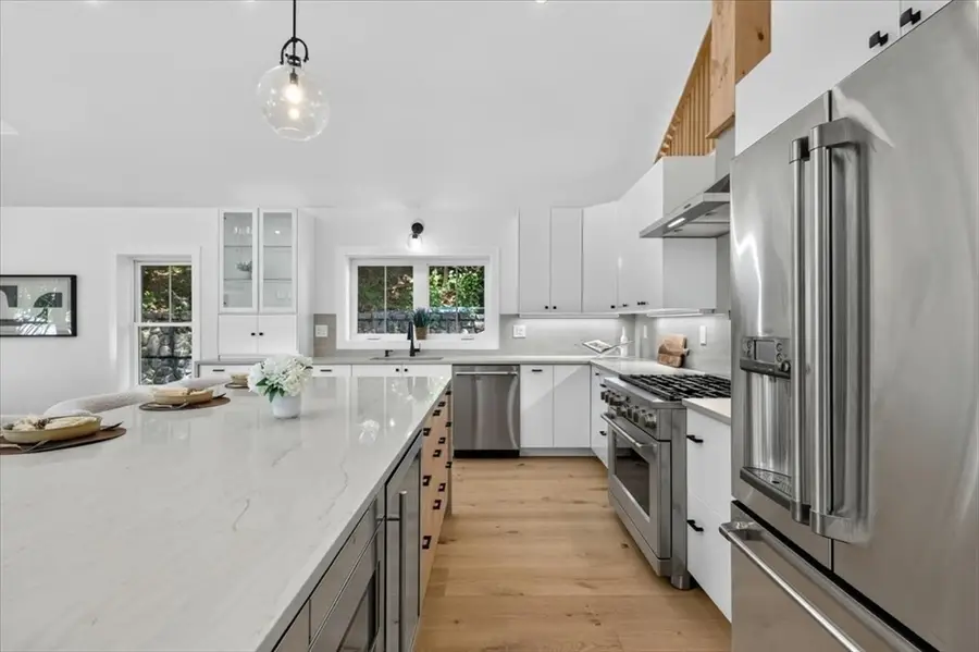 101 Hackensack Rd, Chestnut Hill, MA 02467 - #2