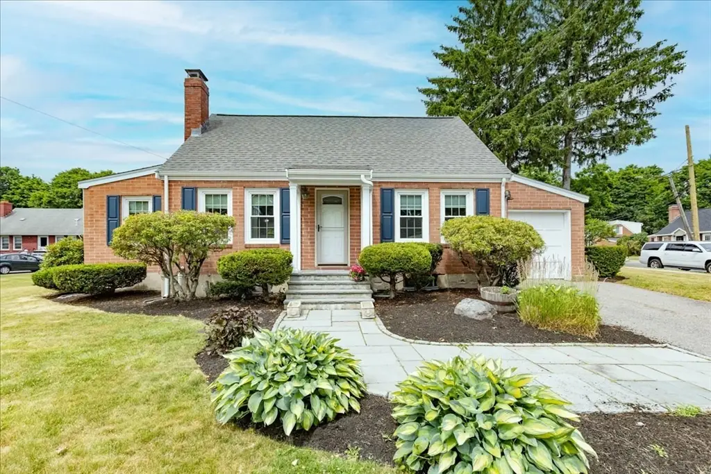 47 Cherry St, Newton, MA 02465 - #1