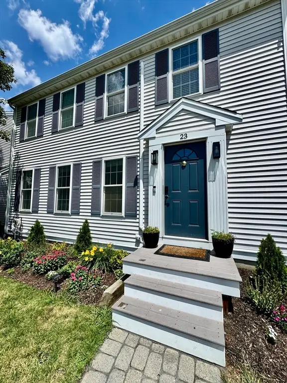 23 White St #23, Plymouth, MA 02360 - #1
