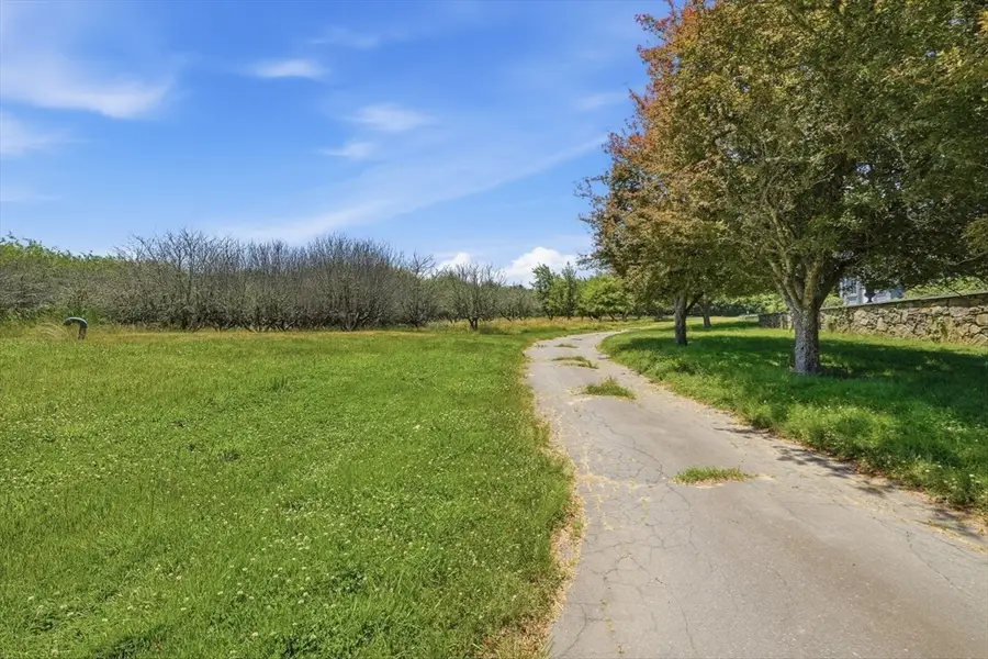 126 Lucy Little Rd, Dartmouth, MA 02747 - #3