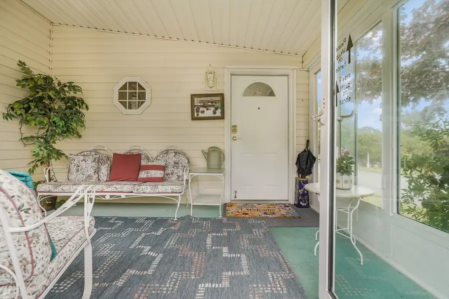 4 Nightingale Lane, Tiverton, RI 02878 - #3