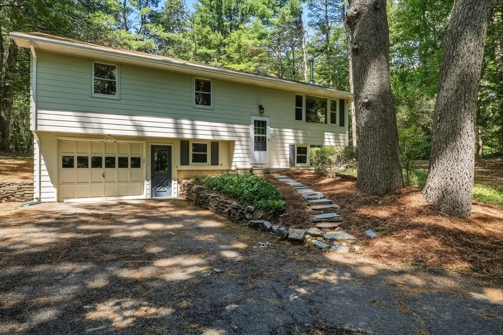 418 State St, Amherst, MA 01002 - #1