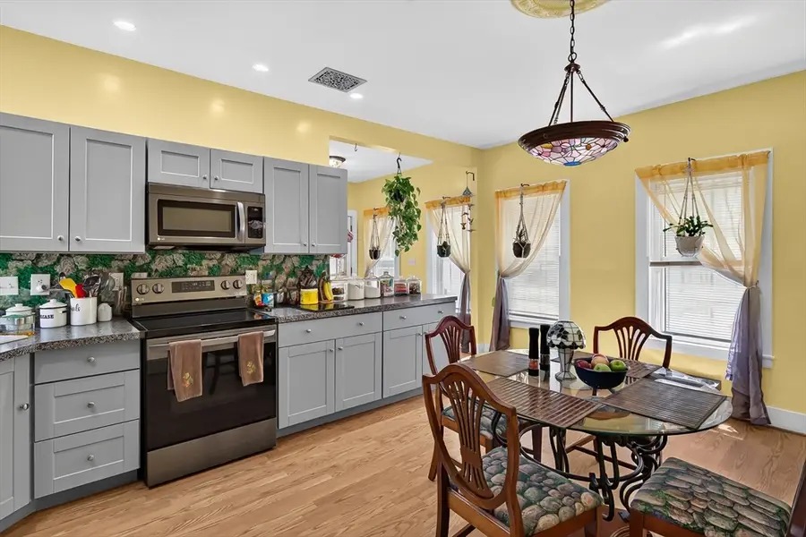 164 Pleasant St, Athol, MA 01331 - #3