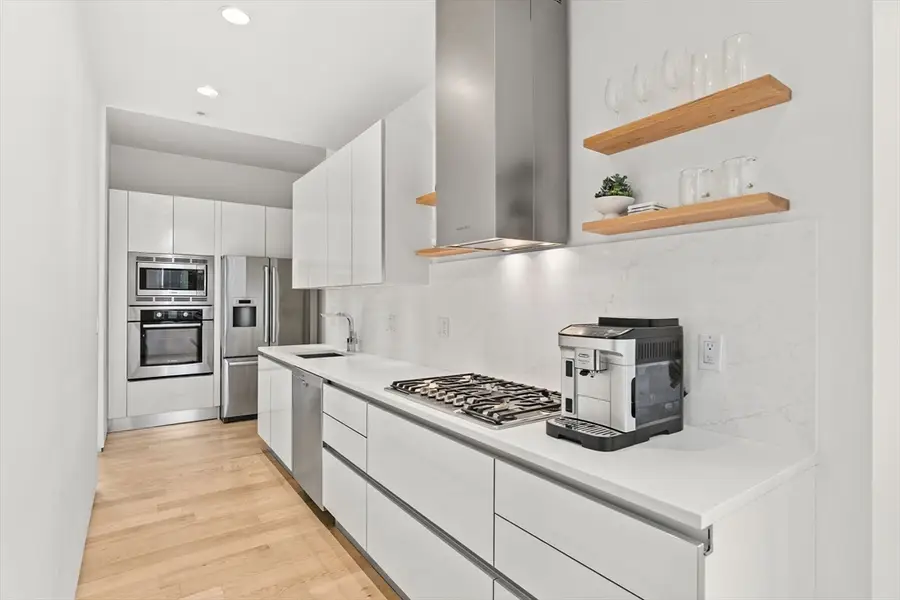 537 E 1st Street #6, Boston, MA 02127 - #2