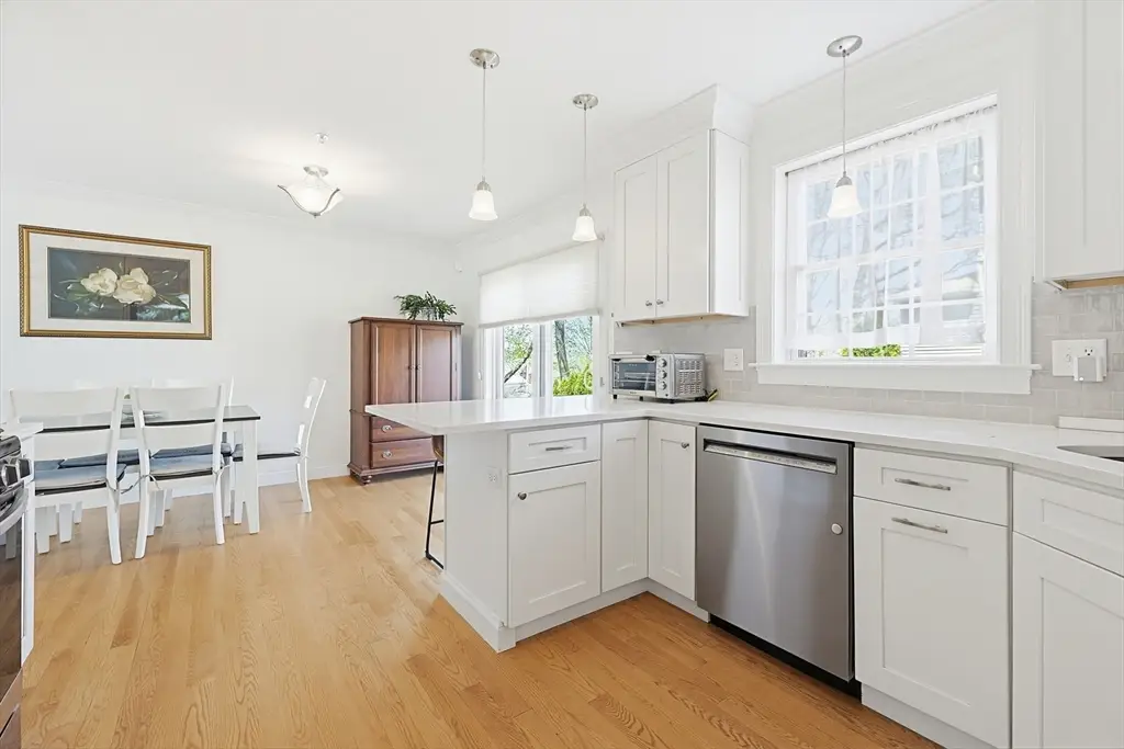 260 West St #3, Quincy, MA 02169 - #1