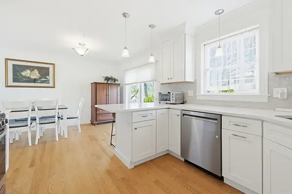 260 West St #3, Quincy, MA 02169
