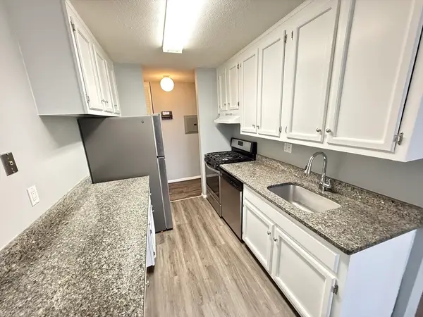 14 Shrewsbury Green Dr #D, Shrewsbury, MA 01545