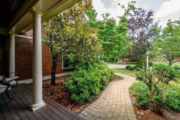 45 Clubhouse Drive, Hingham, MA 02043