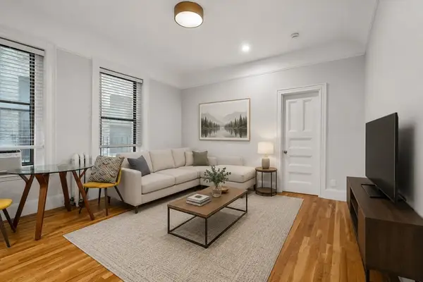362 Commonwealth Ave #4C, Boston, MA 02115
