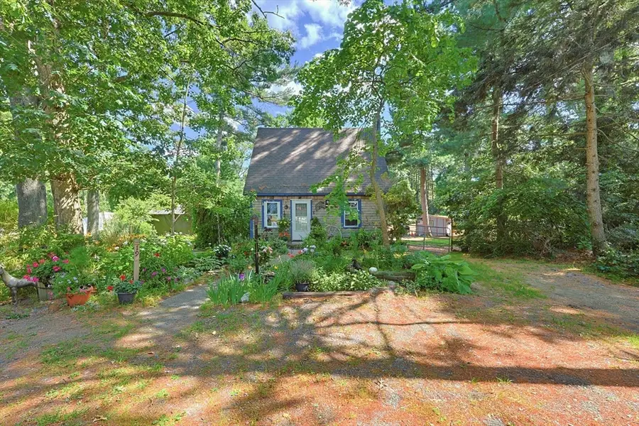 19 King Street, Norfolk, MA 02056 - #2