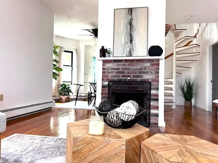 86 Walnut St #3, Boston, MA 02122 - #2