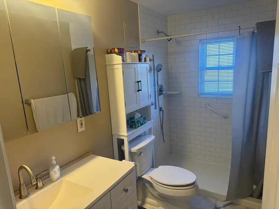 60A Washington Park Dr #2, Andover, MA 01810 - #3
