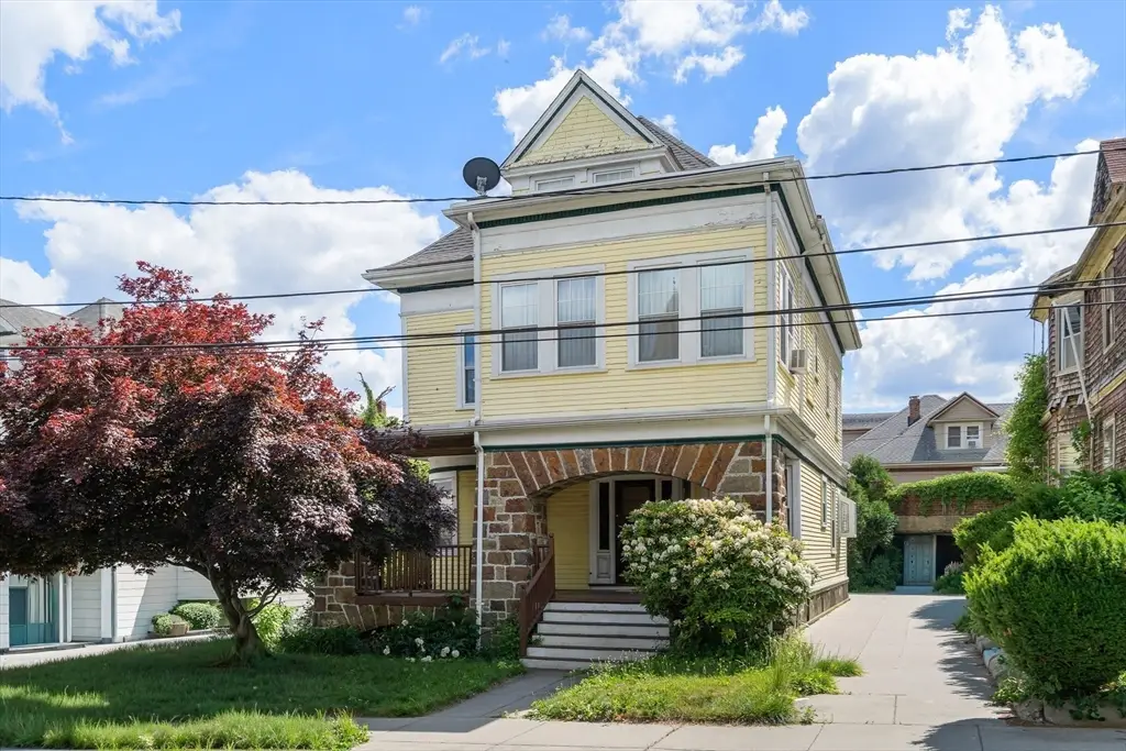 41 Charlotte St, Boston, MA 02121 - #1