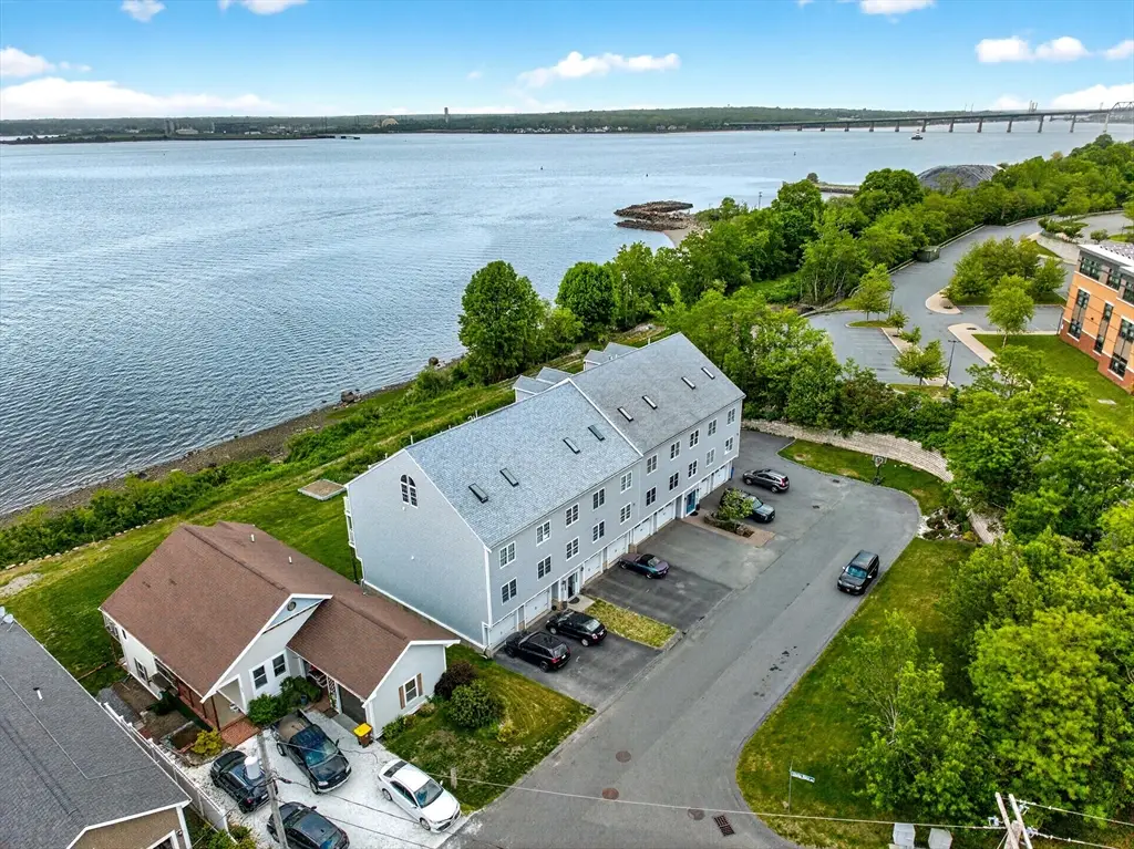 271 Draper St #4, Fall River, MA 02724 - #1