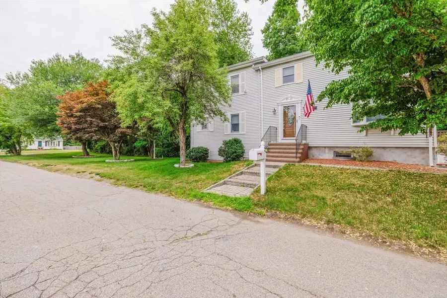 10 Wilbur Ave, Brockton, MA 02302 - #3