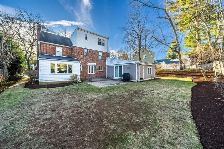 17 Woodhaven Rd, Newton, MA 02468 - #3