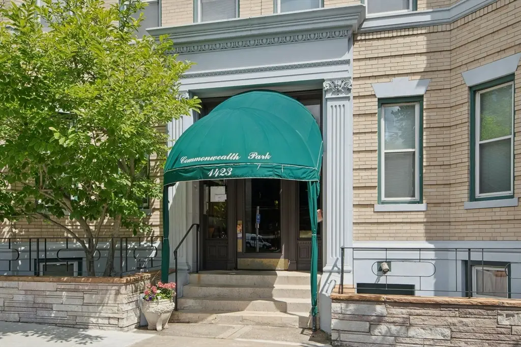 1423 Commonwealth #503, Boston, MA 02135 - #1