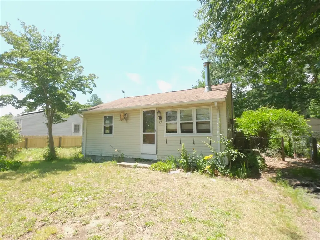 62 Crystal Lake Dr, Carver, MA 02330 - #1