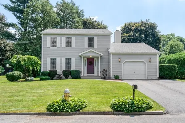 39 Venture Dr, Springfield, MA 01119