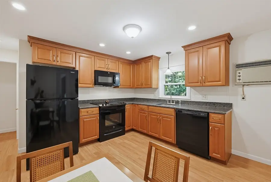 37 Park St, Wilmington, MA 01887 - #2