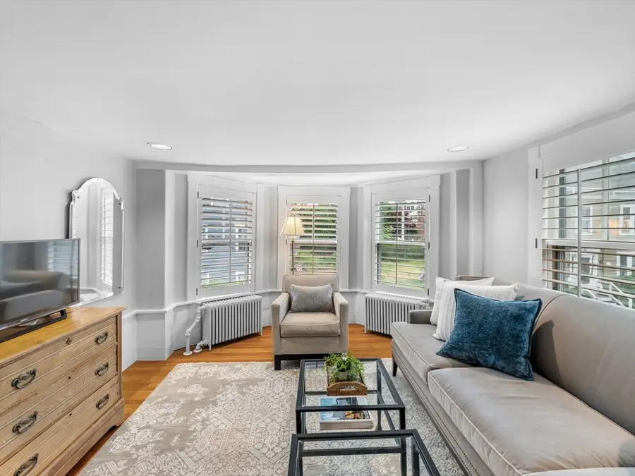 12 Darling Street #2, Marblehead, MA 01945 - #3