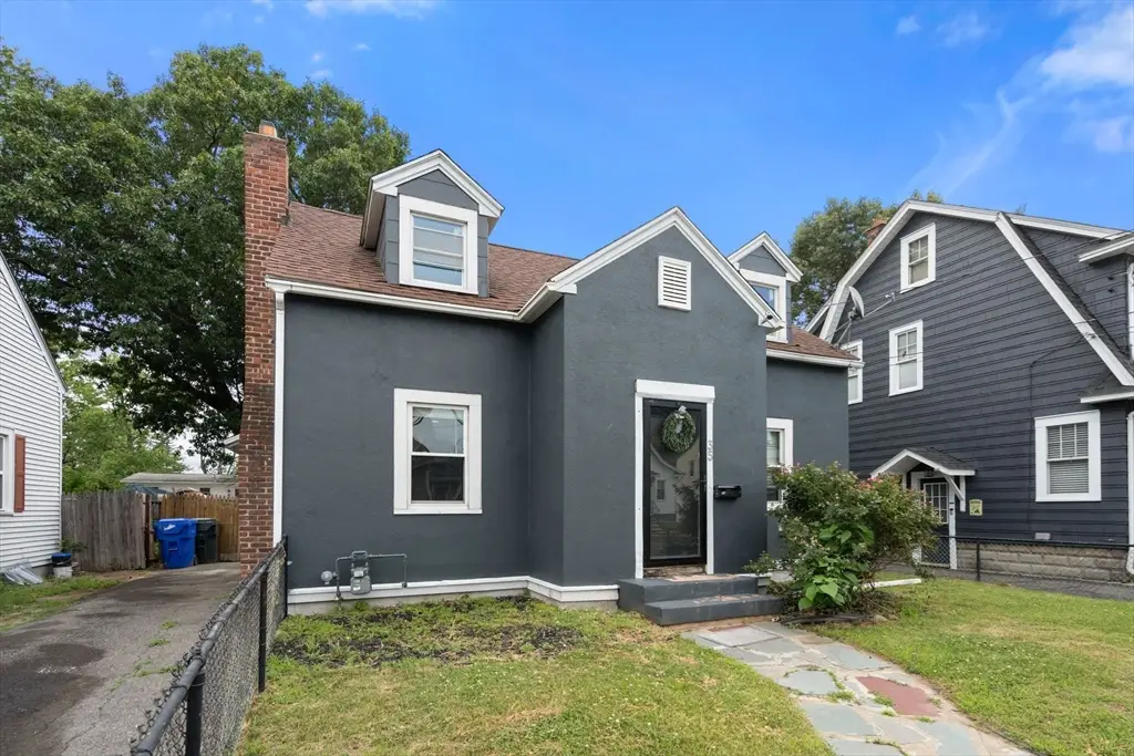 35 Merrimac Ave, Springfield, MA 01104 - #1