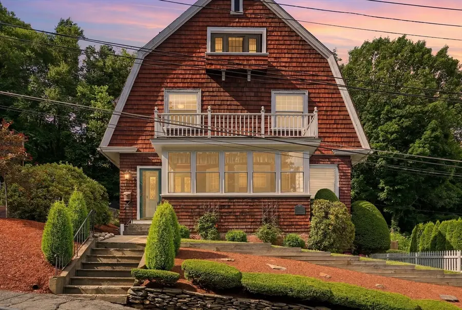 11 Weymouth St, Fitchburg, MA 01420 - #2