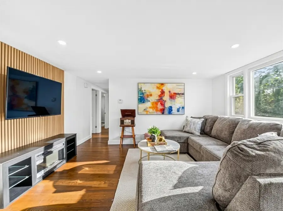268 Lexington St, Woburn, MA 01801 - #3