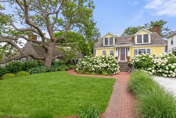 558 Commercial St #A, Provincetown, MA 02657