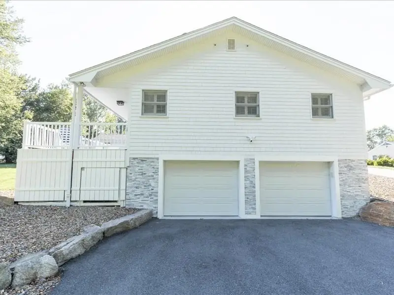 6 Strathmore Rd, Dartmouth, MA 02747 - #3