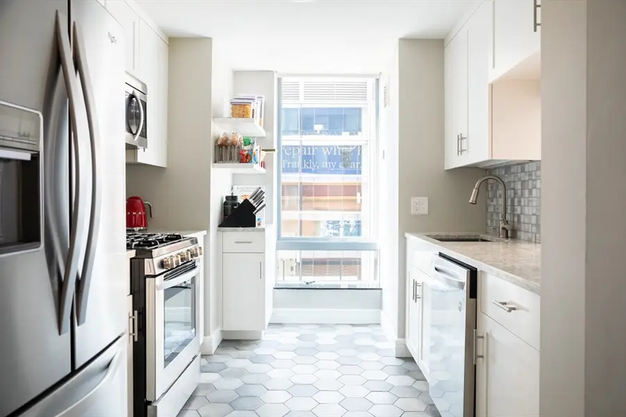 3 Avery St #604, Boston, MA 02111 - #3