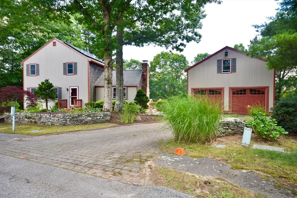 5 Windy Hill Dr, Plymouth, MA 02360 - #1