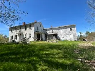 21 S. Royalston Rd, Royalston, MA 01368