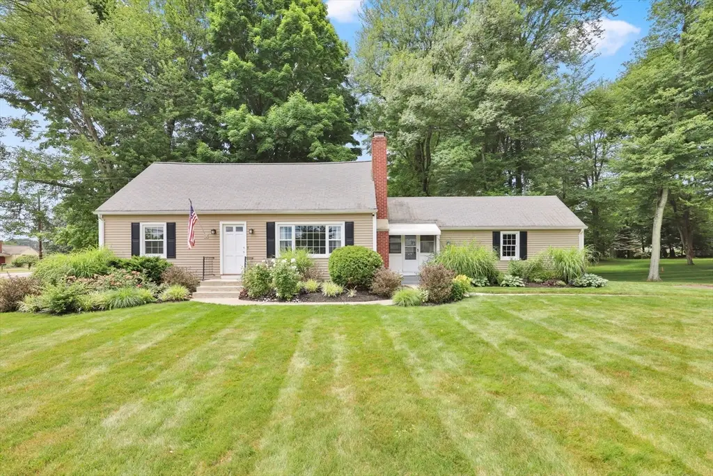 6 Rogers Rd, East Longmeadow, MA 01028 - #1