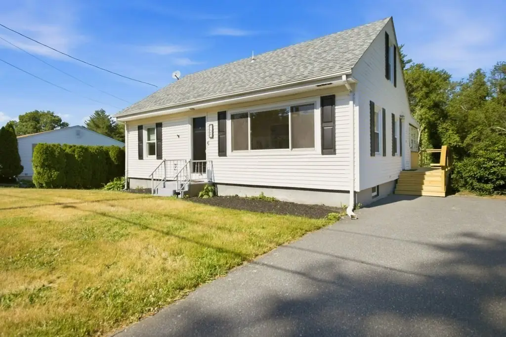 125 Davis Rd, Westport, MA 02790 - #1